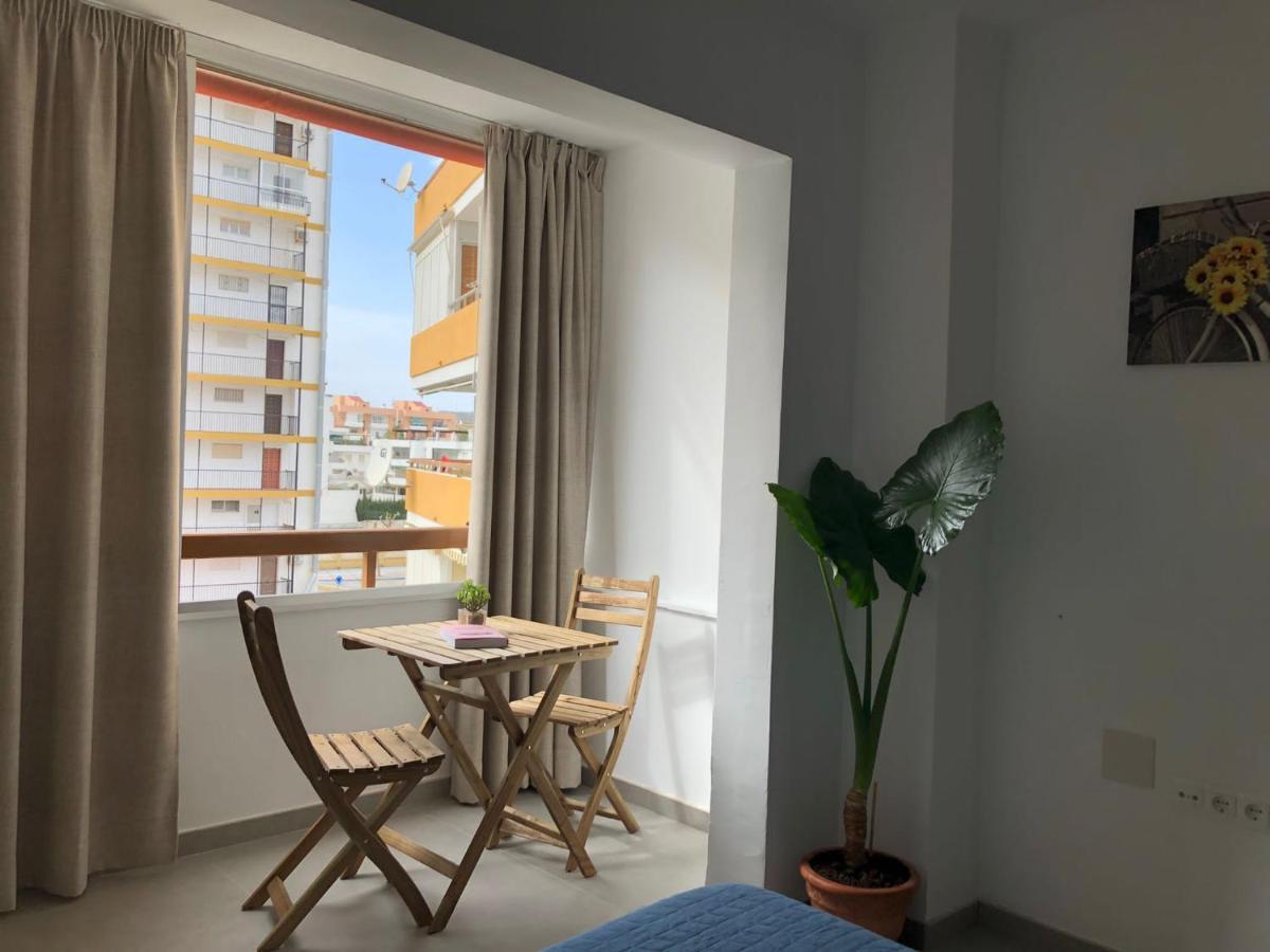 Апартаменти Estudio Estrella Del Mar Торре-дель-Мар Екстер'єр фото
